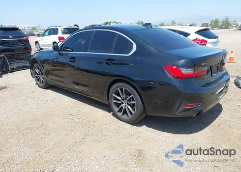 2021 BMW 330Xi z USA, uszkodzony, nr VIN 3MW5R7J01M8C05130